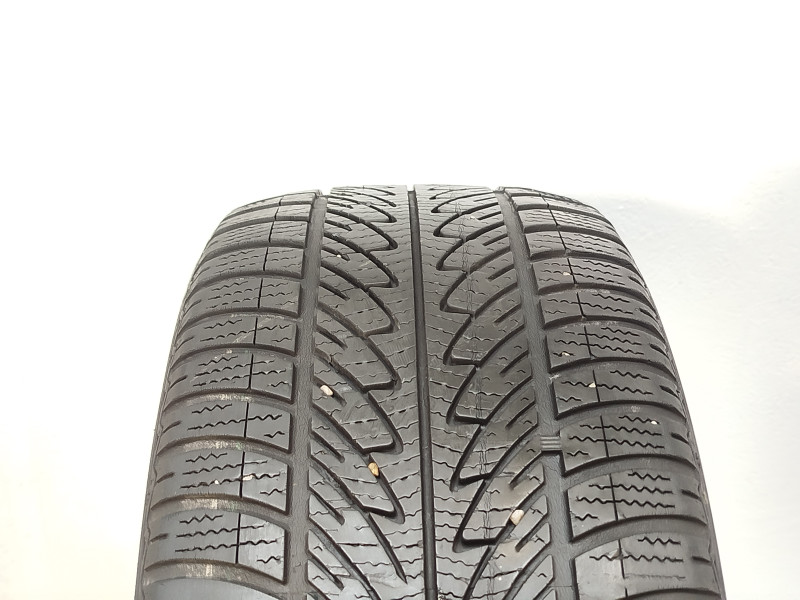 Goodyear Ultragrip 8 reifen