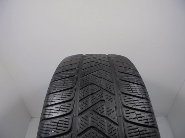 Pirelli Scorpion Winter reifen